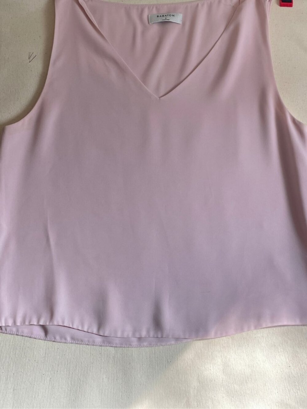 Aritzia Babaton Murphy Blouse Dusty Pink Sleeveless V Neck Size S